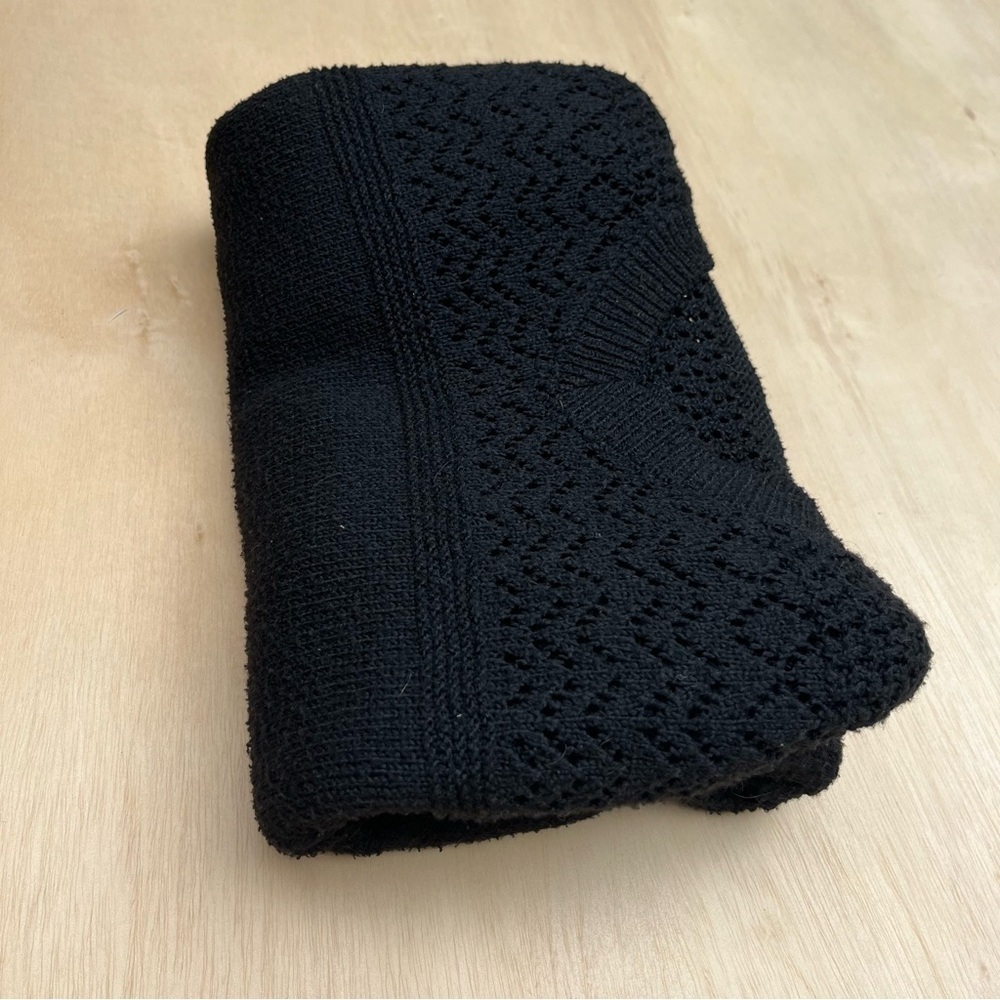 Women’s Size Large Comfy Knit Black crew Neck Long Sleeve Sweater Fall Winter - Picture 5 of 6